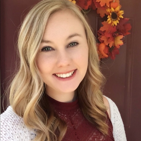 Meet your Posher, Amber - Picture 1 of 1